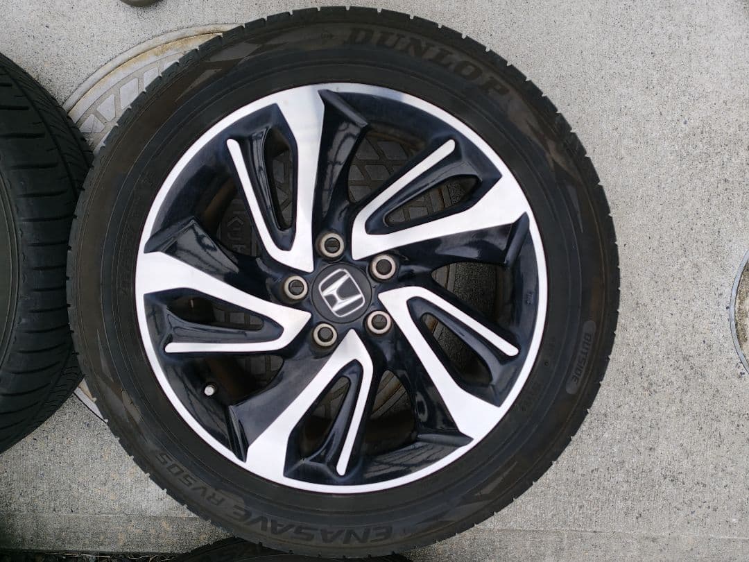 ホンダ ステップワゴンスパーダ 純正タイヤホイール 4本セット　ナット付き