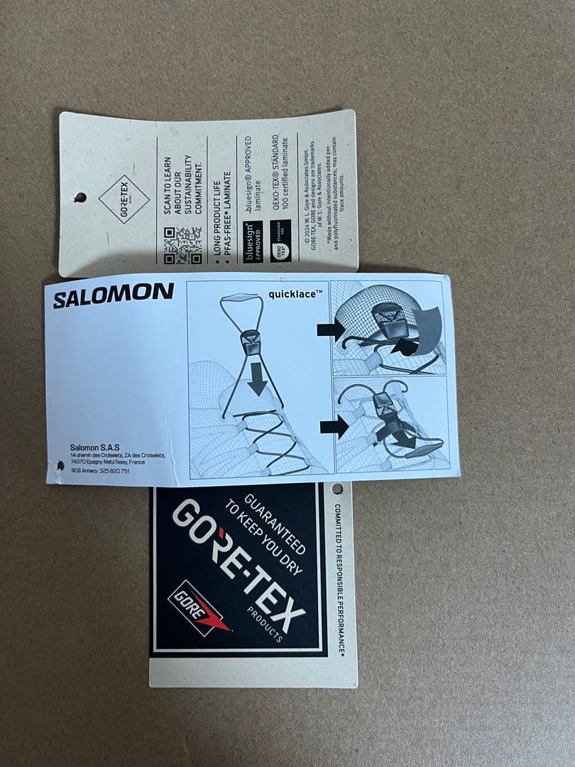 SALOMON　XA PRO 3D V9 GORE-TEX　１回屋外着用のみ美品