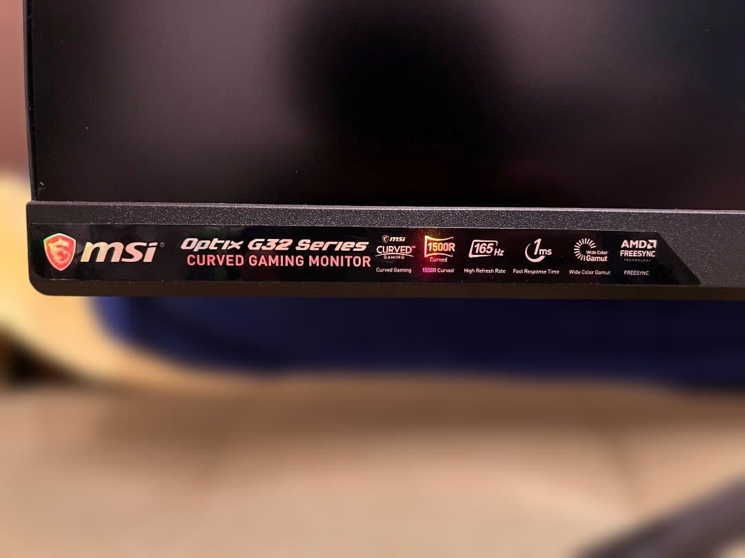 MSI Optix G32 Series カーブドゲーミングモニター