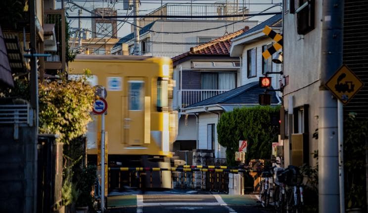 【希少ピンクのカメラ】エモーショナル　コンデジ　富士フイルム　FUJIFILM