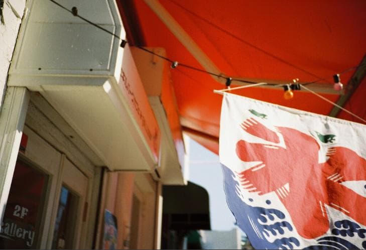 【希少ピンクのカメラ】エモーショナル　コンデジ　富士フイルム　FUJIFILM