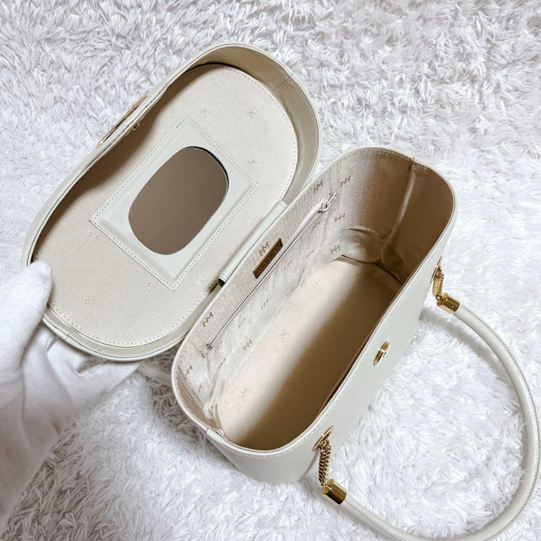 極美品✨ハナエモリ バニティバッグ ハンドバッグ レザー サークルロゴ　白
