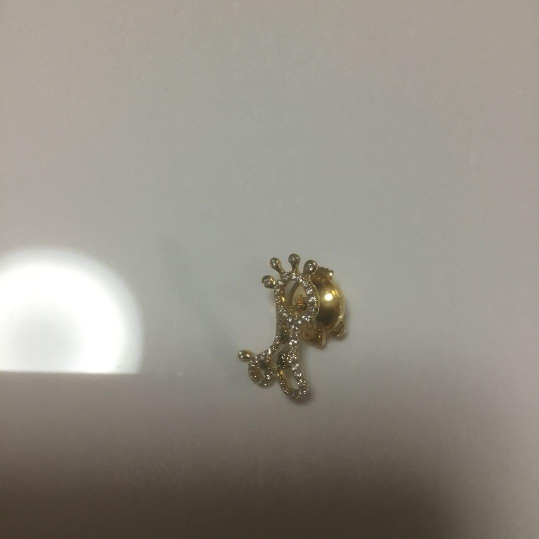 最終お値下げ‼️k18YGダイヤモンドブローチキリン