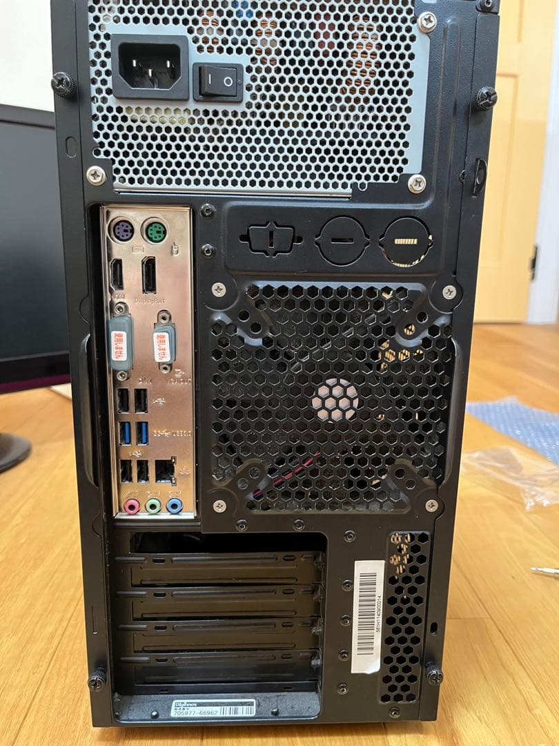 デスクトップパソコン　マウス　キーボード一式