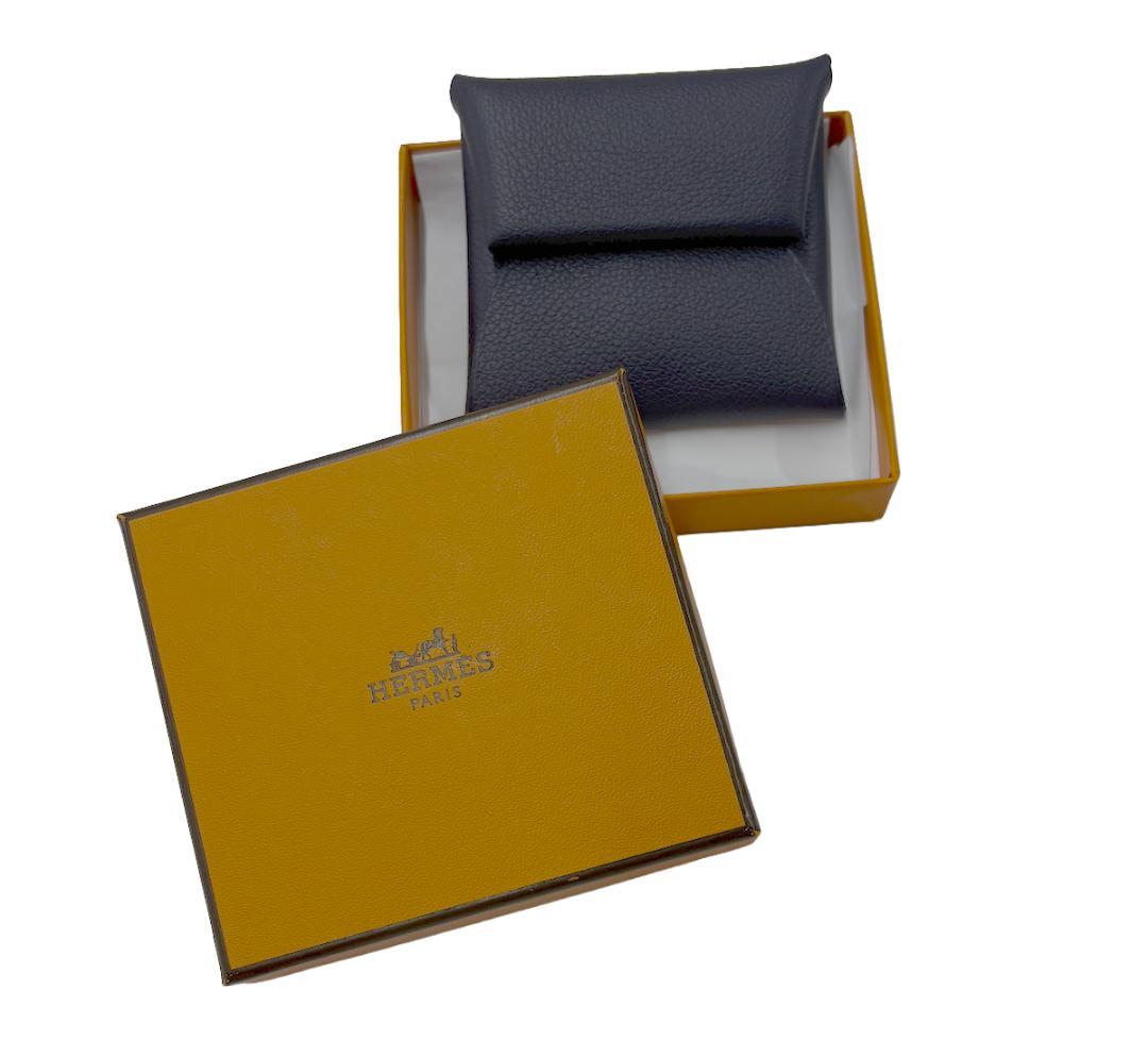 HERMÈS ネイビー レザー ケース