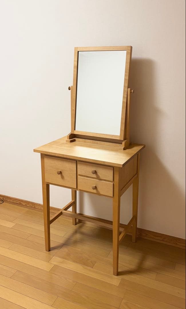 北の住まい設計社　ドレッサー メイプル材