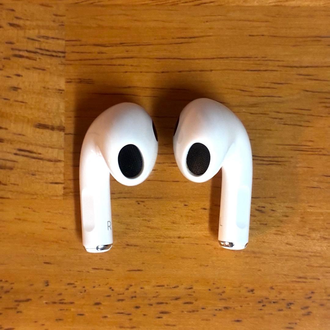 AirPods 第3世代 Lightning充電 正規品