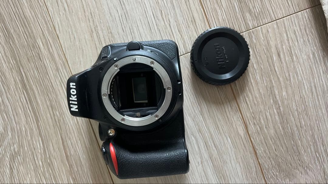 Nikon D5600と AF-S DX 18-70mm F3.5-4.5G