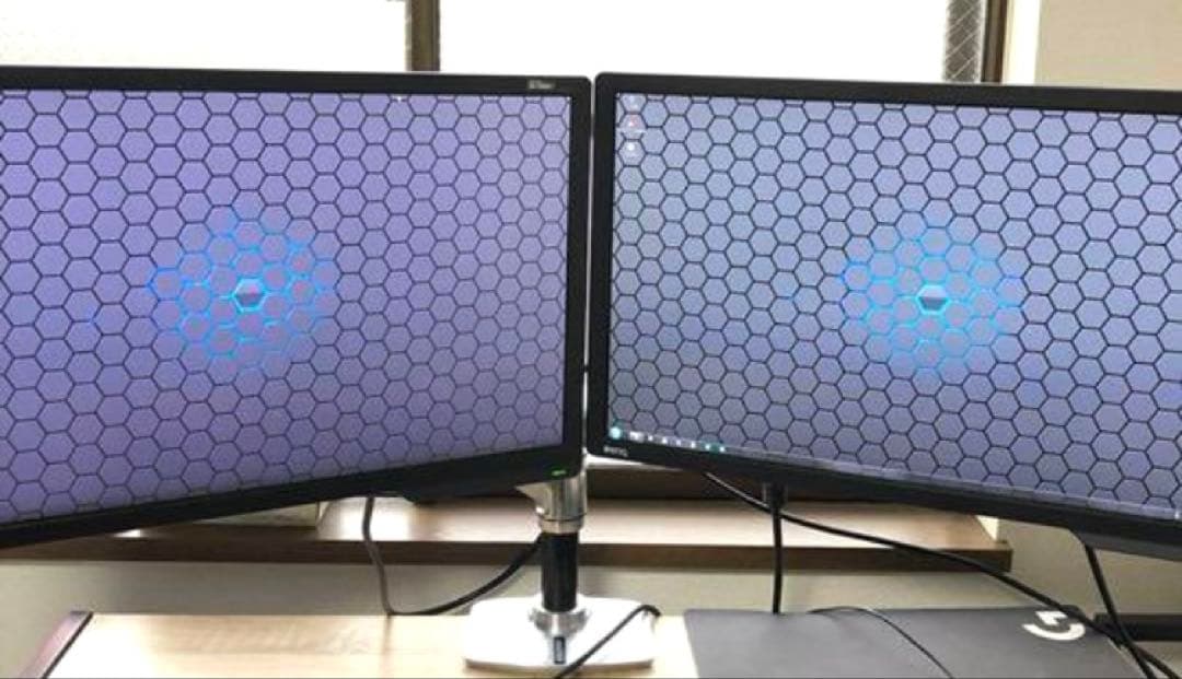 ゲーミングデュアルモニタ benQ エルゴトロン