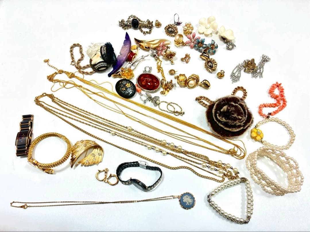 ▽アクセサリー100点以上　ネックレス　リング　メッキ　ブローチ　SILVER