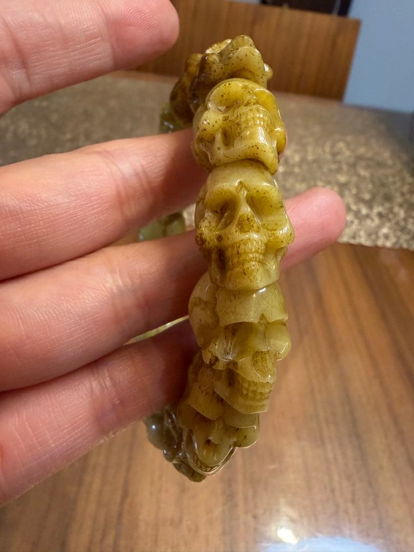 Z-765-2 天然　ラクダ骨　希少ドクロ　髑髏彫り　ブレスレット魔除け