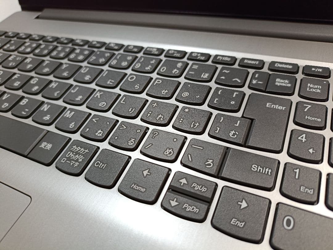 2021年 Lenovo Windows11 15.6型 ノートパソコン【43】