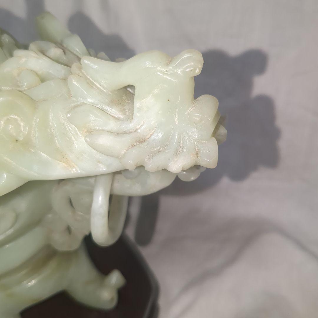 中国美術　翡翠香炉　ヒスイ　四つ足　アンティーク雑貨　 鳥彫刻