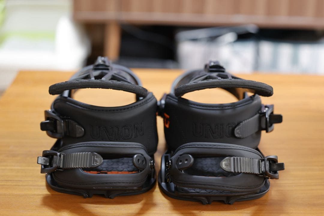 UNION ブラック スノーボードビンディング　FLITE PRO