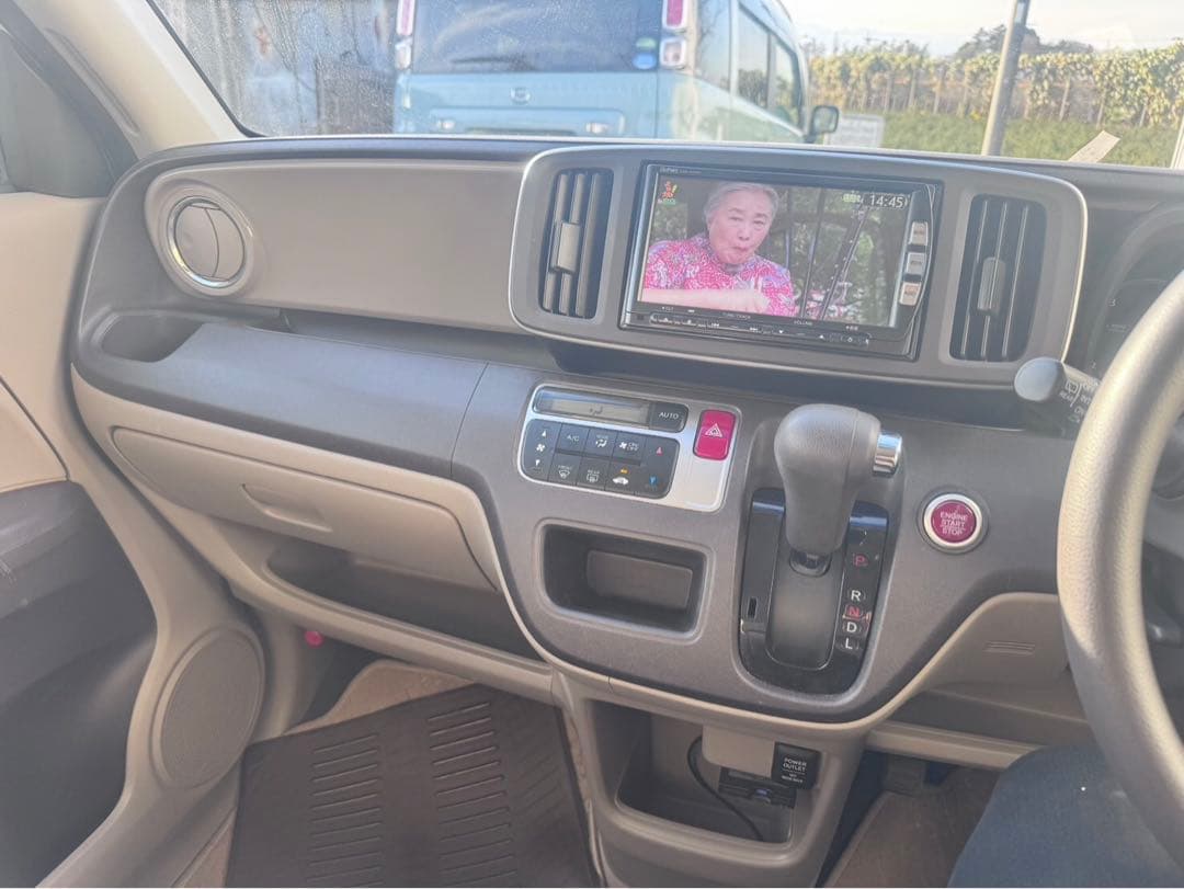 ホンダ N-oneホワイト/ブラック ナビETCテレビ　GLパッケージ　車検2年