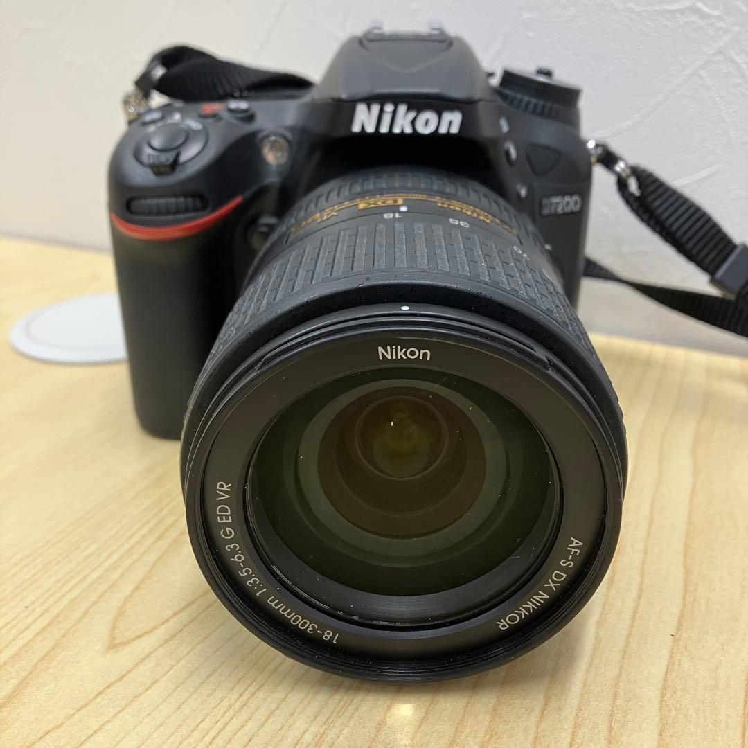 c*n様 ニコンD7200 18-300㎜ スーパーズームキット