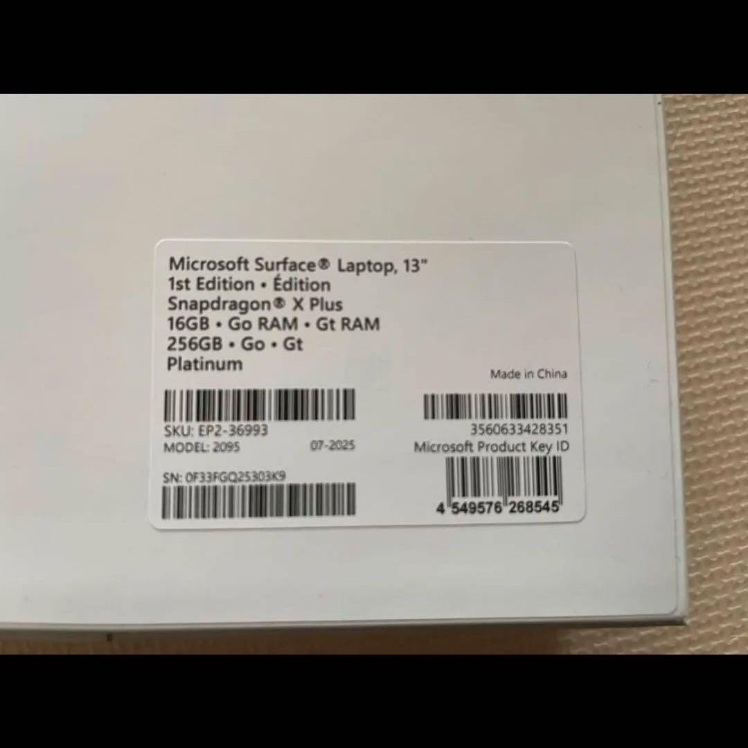 AIサーフェスlaptopの夢　256GBモデル　Snapdragon ヨドバシ