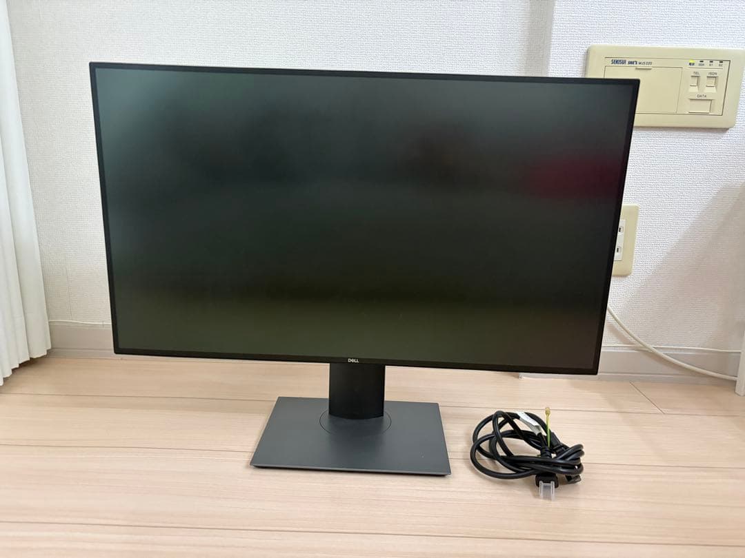 Dell 27インチ4K IPSモニター U2720Q (USB-C/HDR)