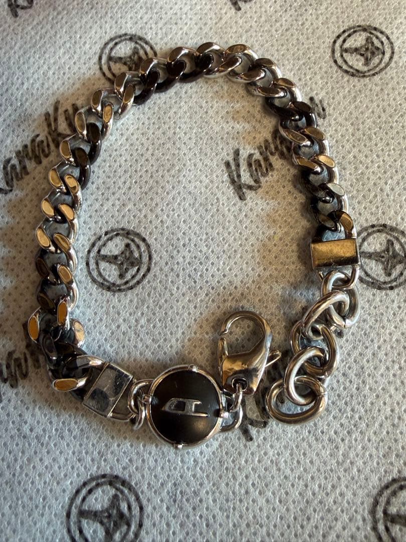 Diesel メンズ ツートーン チェーンブレスレット シルバーとメタリック黒