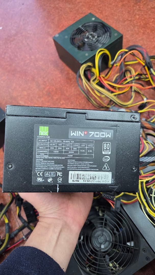 電源ユニット 8個　ジャンク品