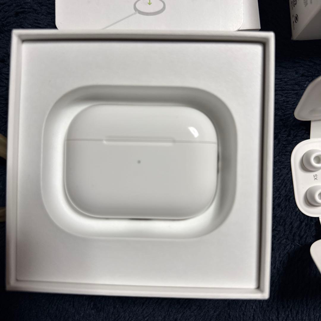 AirPods pro2 エアポッズプロ2 root.co ケース付