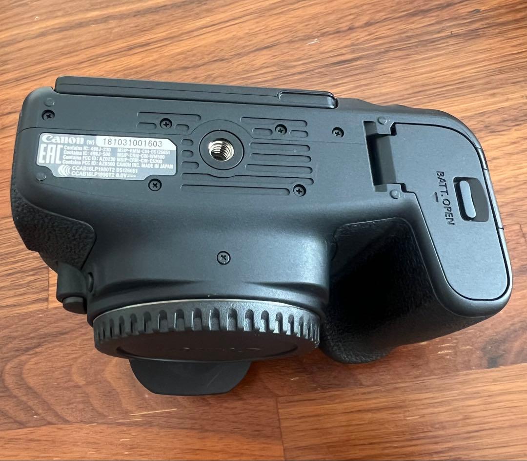 Canon EOS 9000D 本体 バッテリー付き