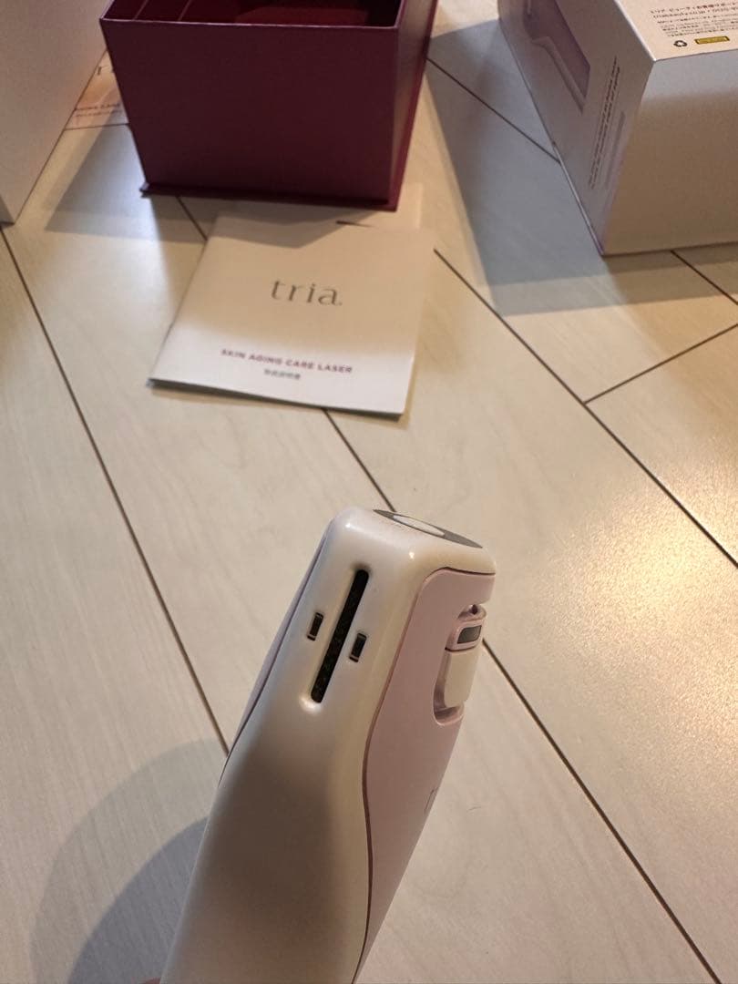 tria Skin Aging Care Laser 美顔器
