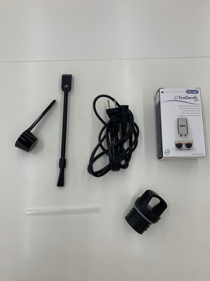 DeLonghi Magnifica S コーヒーメーカー　ECAM22112