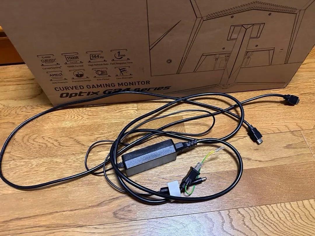 MSI Optix G24C4 湾曲モニター 144Hz フルHD