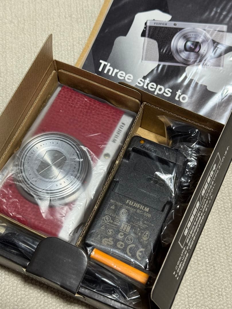 超激レアFUJIFILM XF1レッド完全新品未使用入手困難早い者勝ち