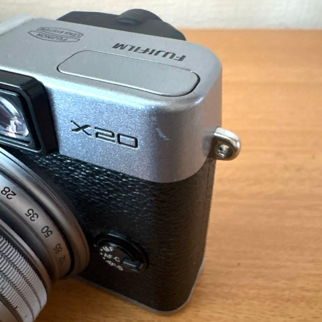FUJIFILM Ｘ20 シルバー 【中古品】