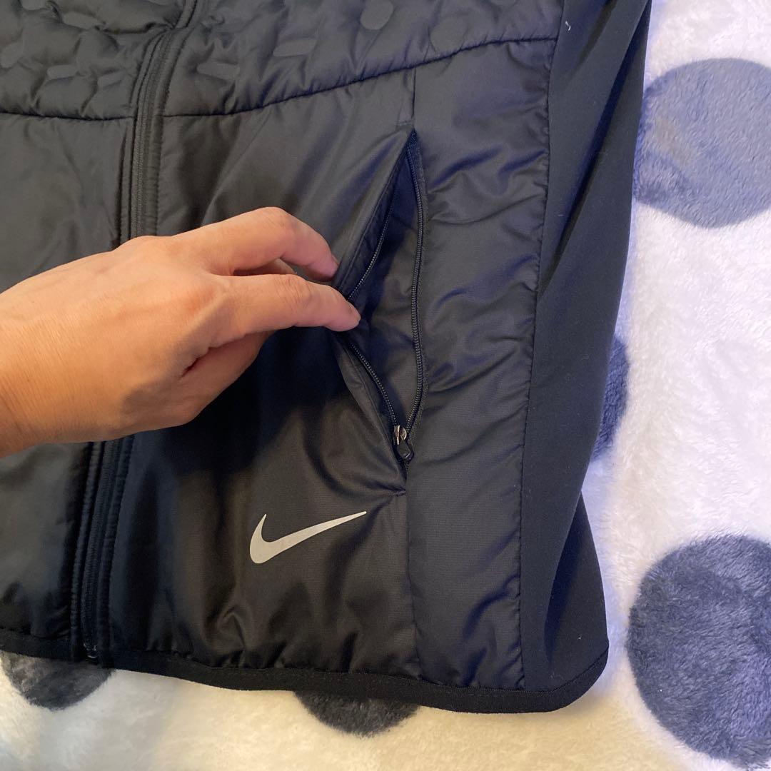 【美品】Nike running Aeroloft ブラック Mサイズ　ダウン