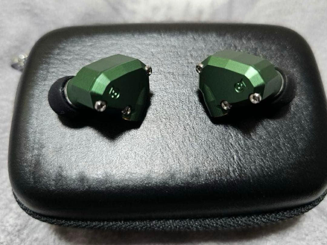 Campfire Audio Andromeda 旧型