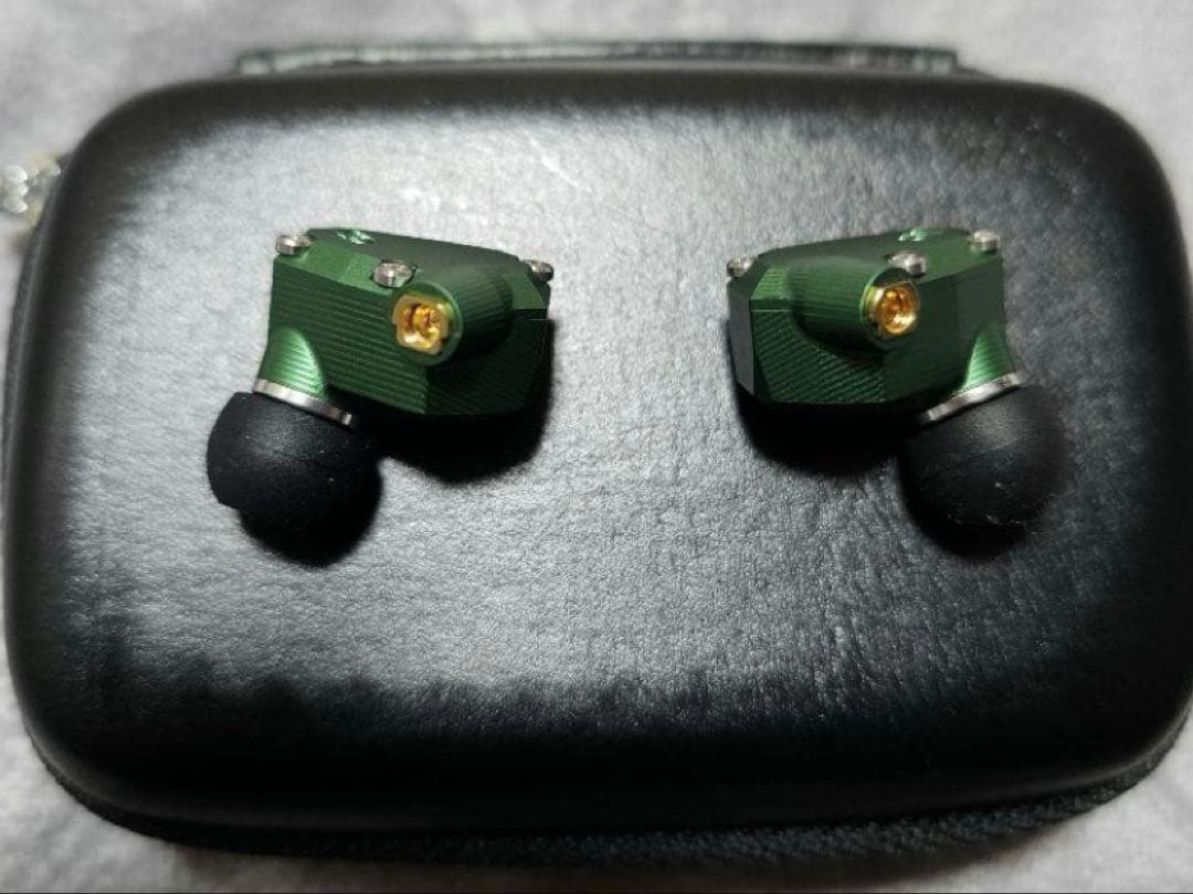 Campfire Audio Andromeda 旧型