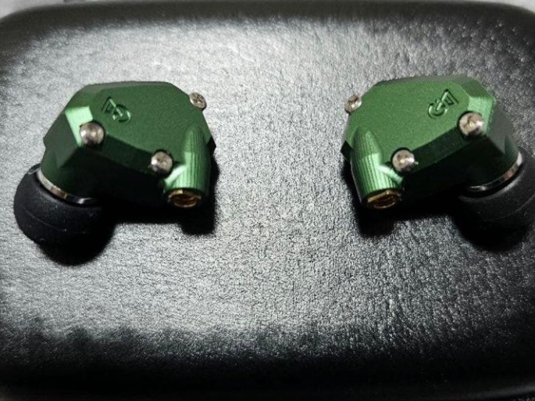 Campfire Audio Andromeda 旧型