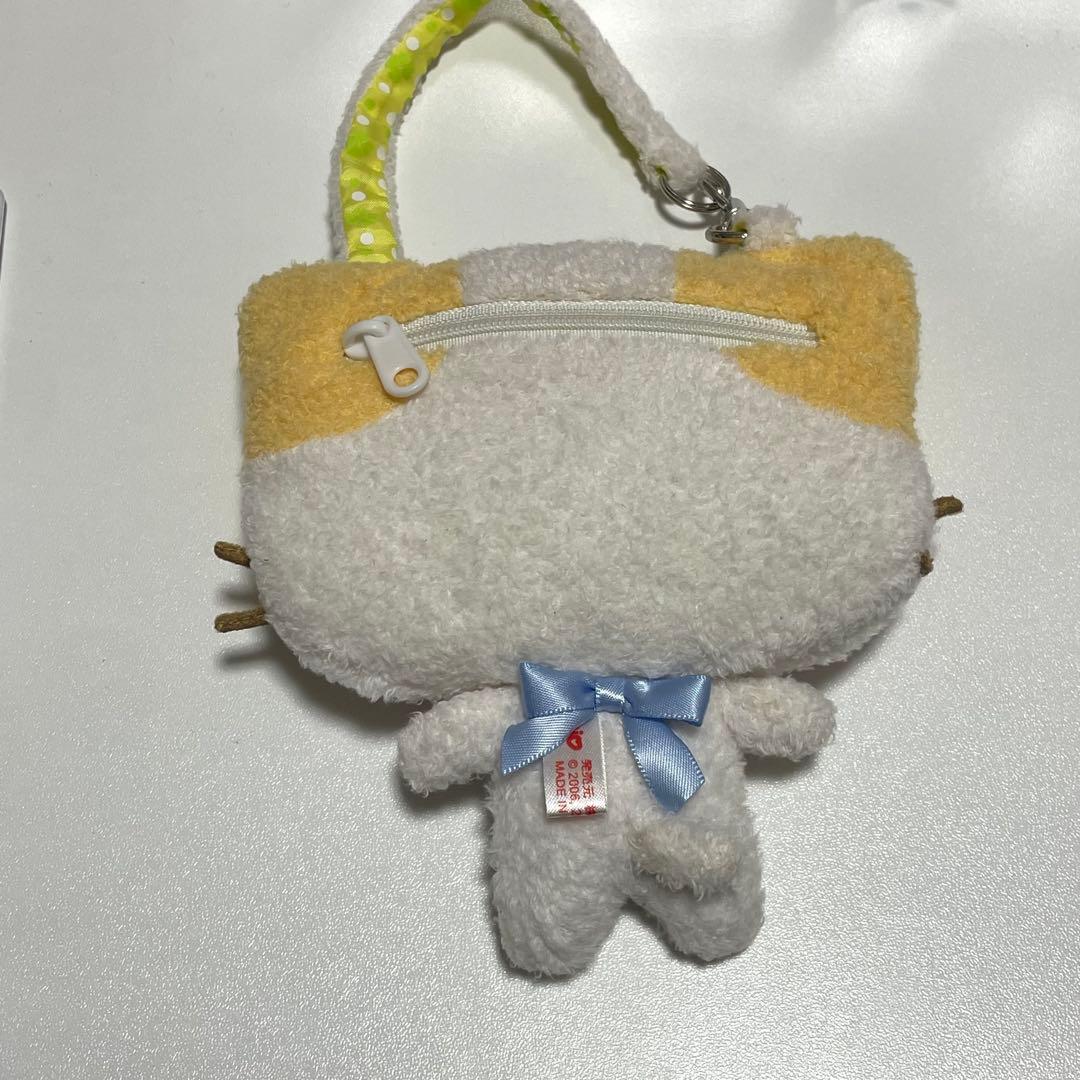 マシュマロみたいなふわふわにゃんこ