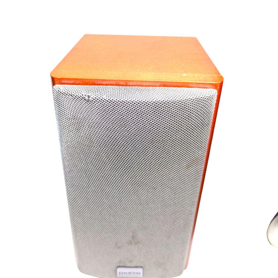 BASE-V20美しい木目デザインと迫力の重低音。お部屋が特別なシアター空間に。