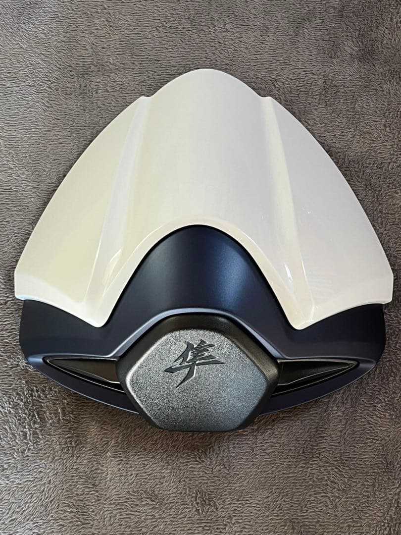 隼 シングルシートカウル 未使用に近い スズキ ハヤブサ hayabusa 美品