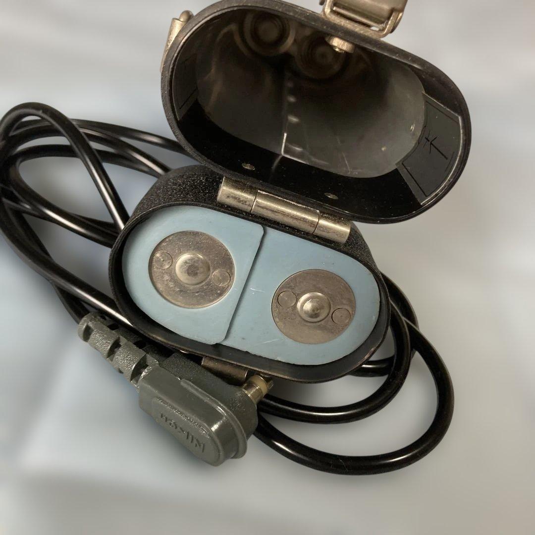 ウルトラ ニコン F36,S36モータードライブ用 単2電池ケース