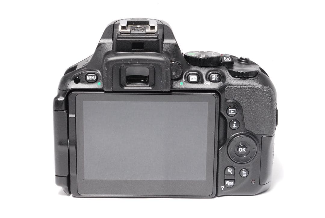 ❤️超望遠ダブルレンズ❤️Nikon D5500❤️WiFi機能搭載❤️一眼レフカメラ❤️