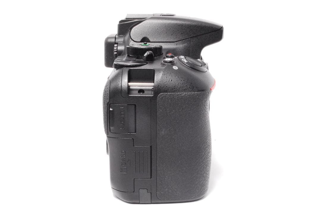 ❤️超望遠ダブルレンズ❤️Nikon D5500❤️WiFi機能搭載❤️一眼レフカメラ❤️