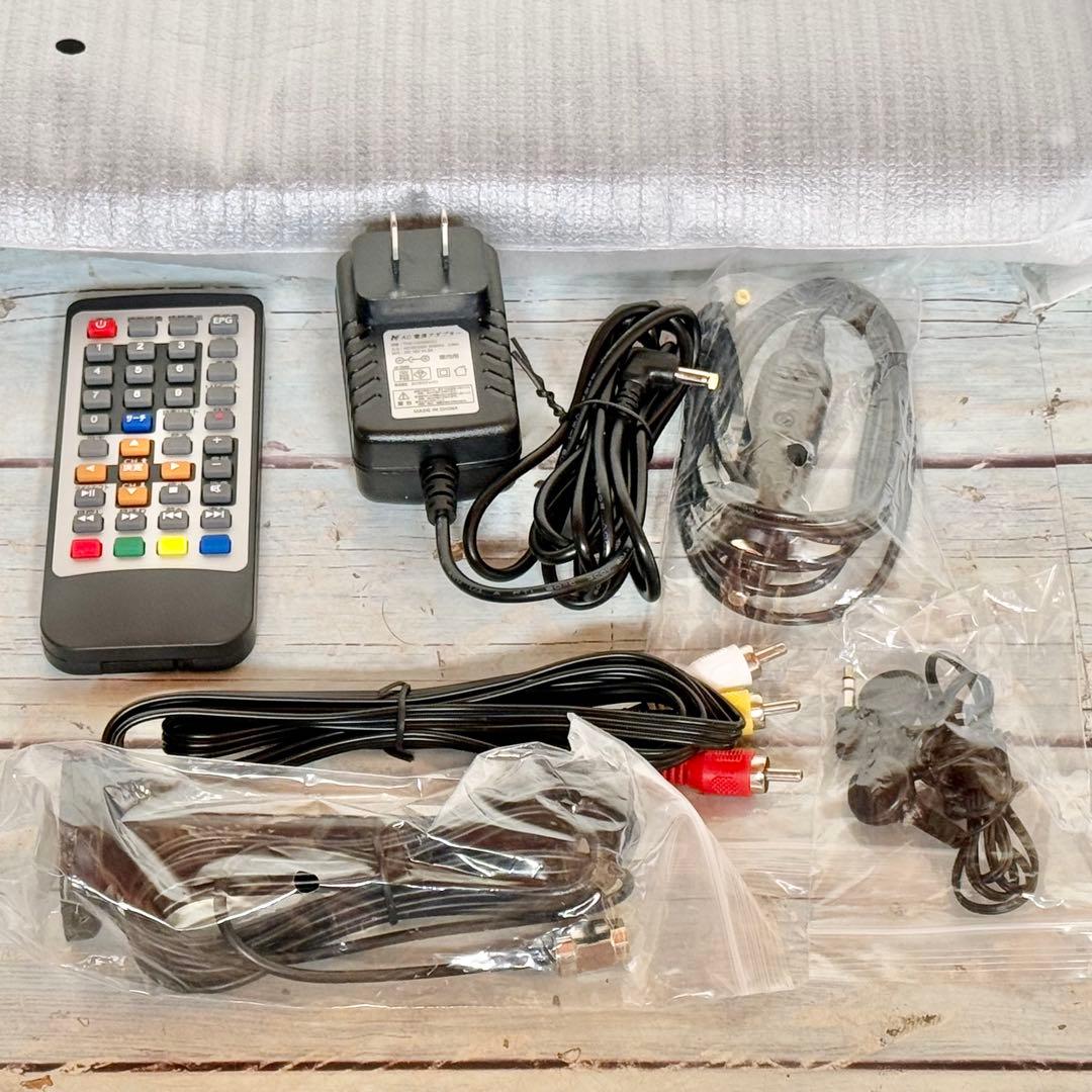 ダイアモンドヘッド 15.6インチ ポータブル液晶テレビ OT-PT156K