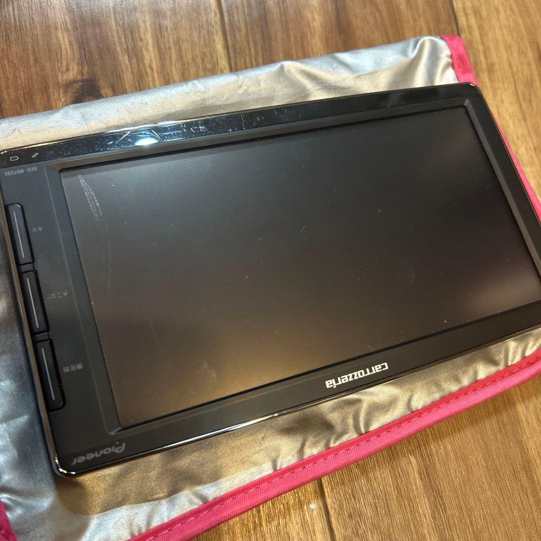 Pioneer AVIC-MRP099カーナビ 本体と付属品液晶モニター