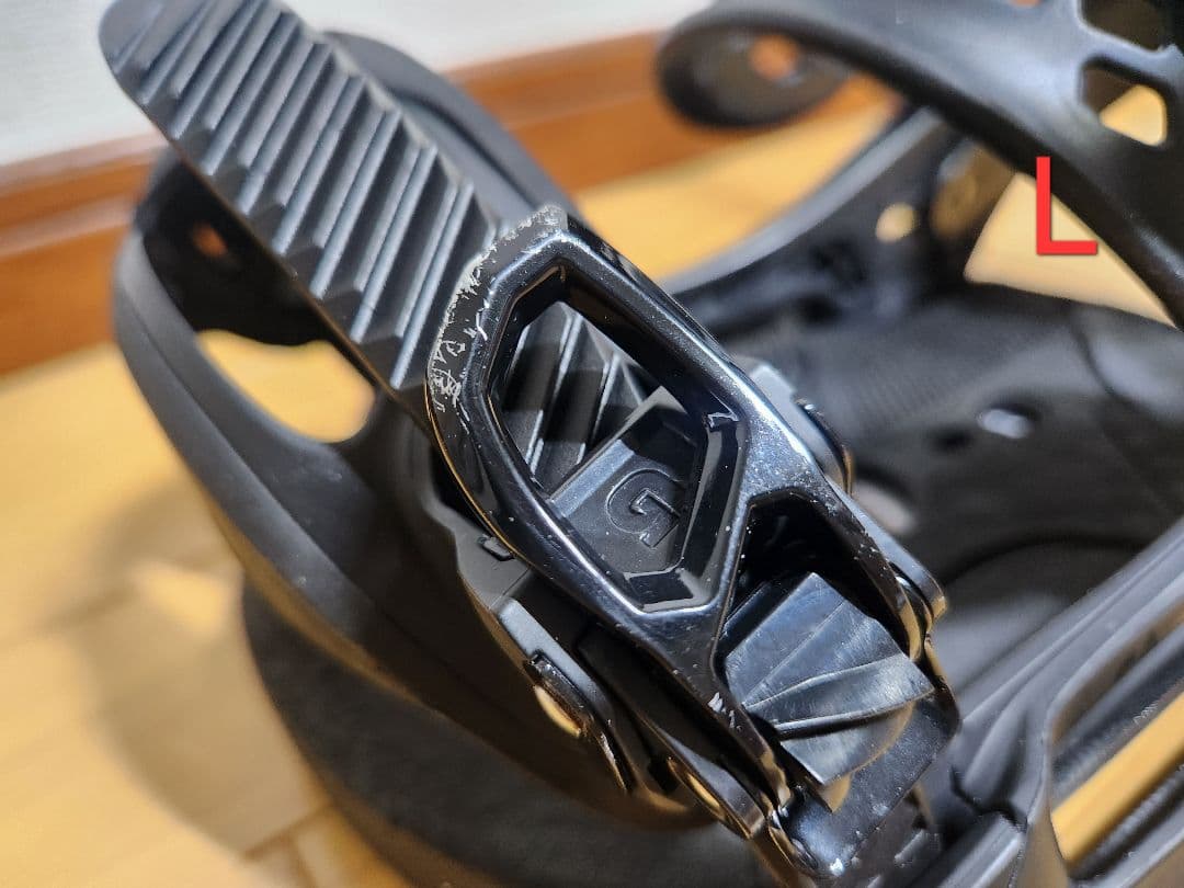 BURTON　カーテルEST 2017年モデル　Mサイズ