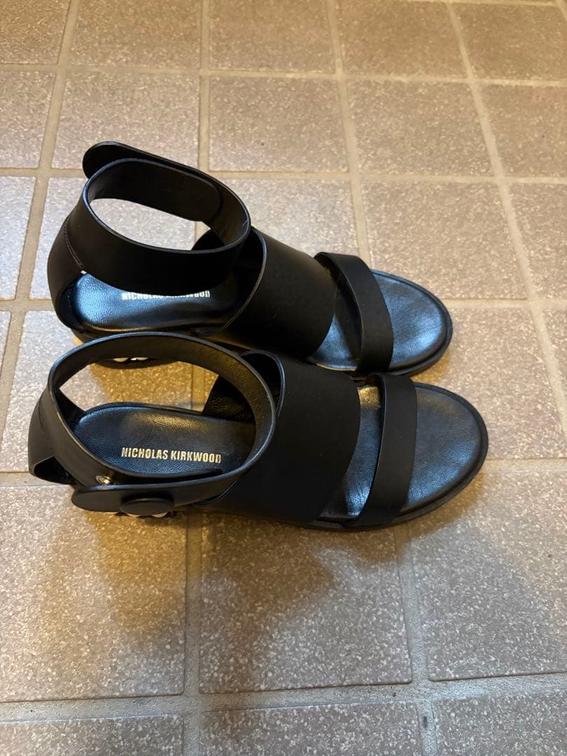 ニコラスカークウッド　パールソール　サンダル　黒　36