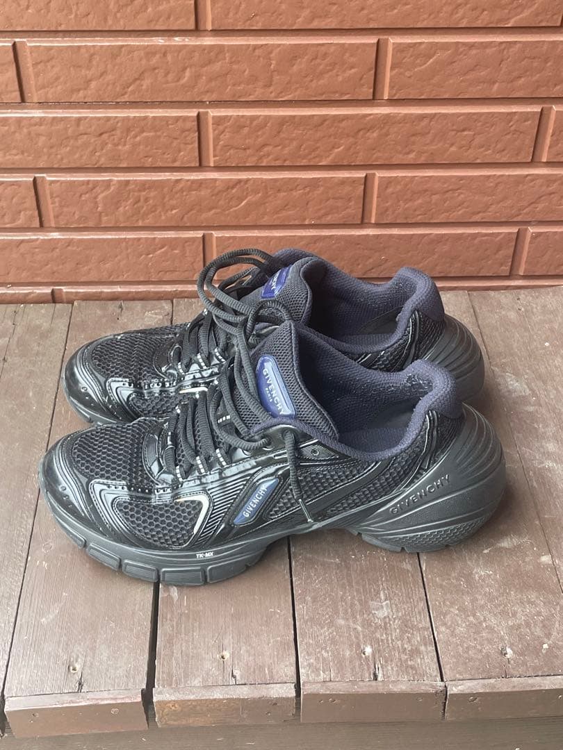 GIVENCHY TK-MX スニーカー