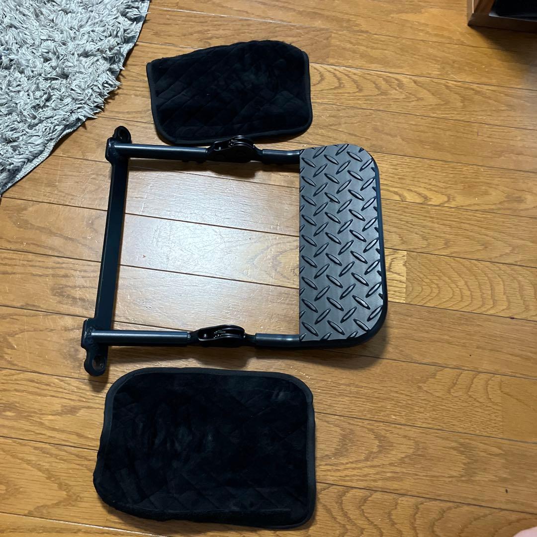 ハイエース 折りたたみ式フットレスト ブラック助手席用