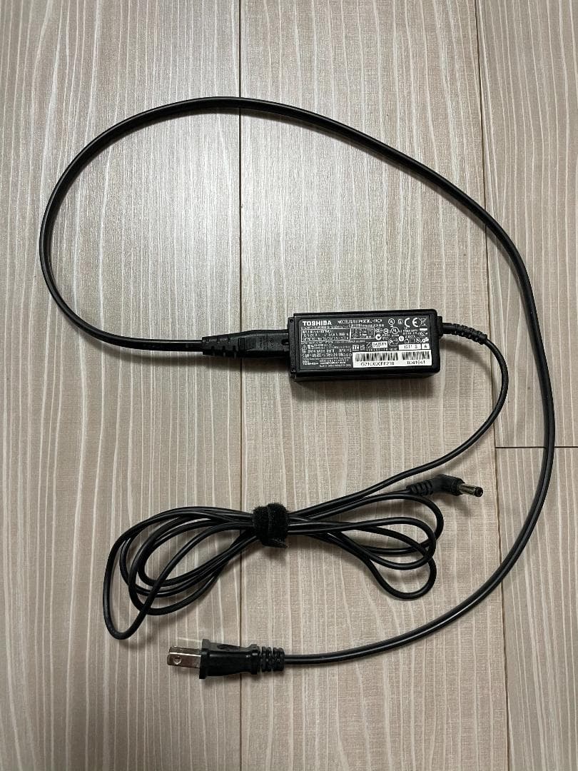 ジャンク　TOSHIBA dynabook KIRA V634/27KS