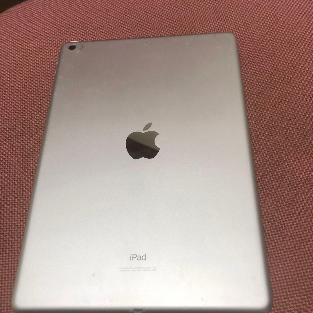 iPad本体 iPad 7. 32 gb wifi