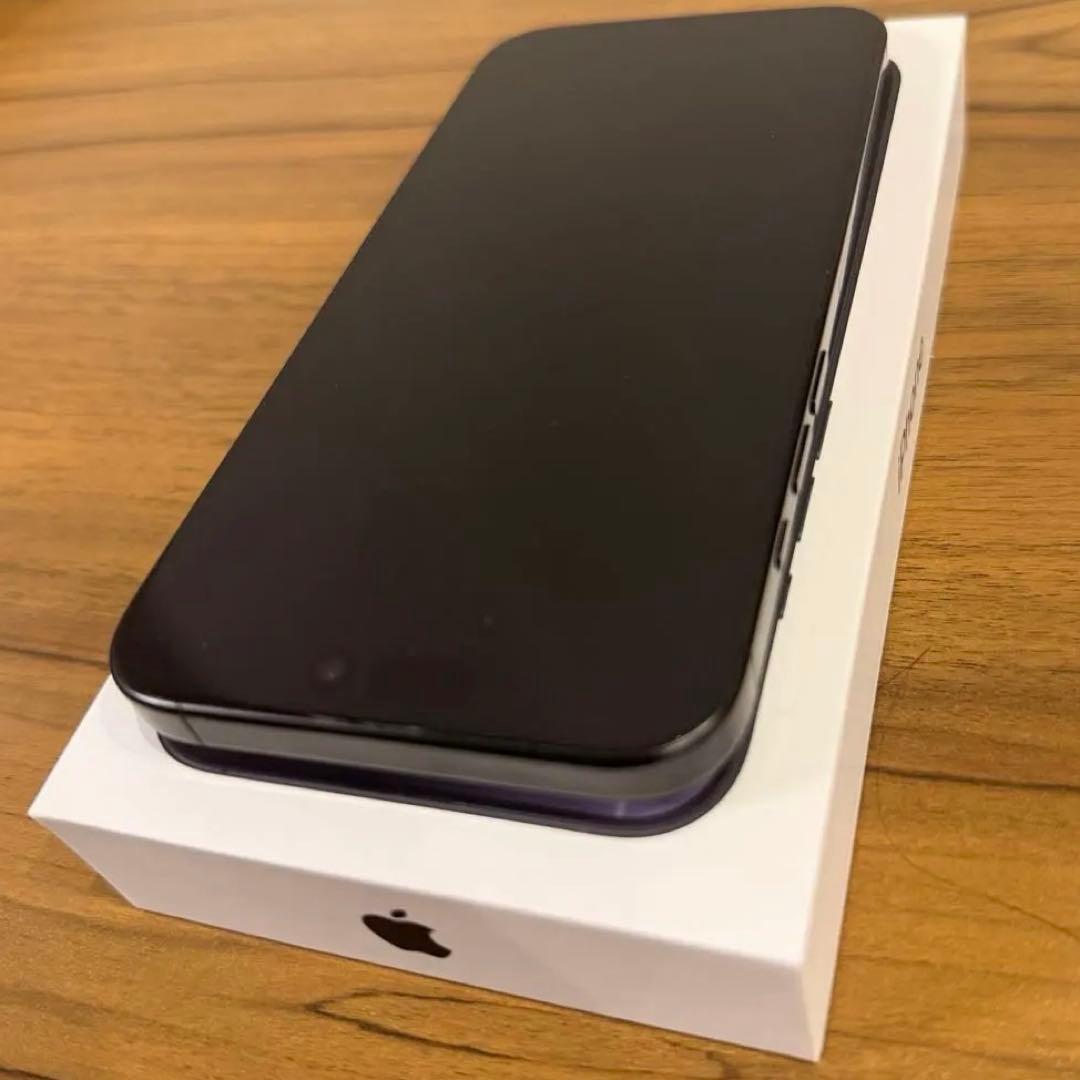 【美品】iPhone 16 Pro Max 512GB ブラックチタニウム